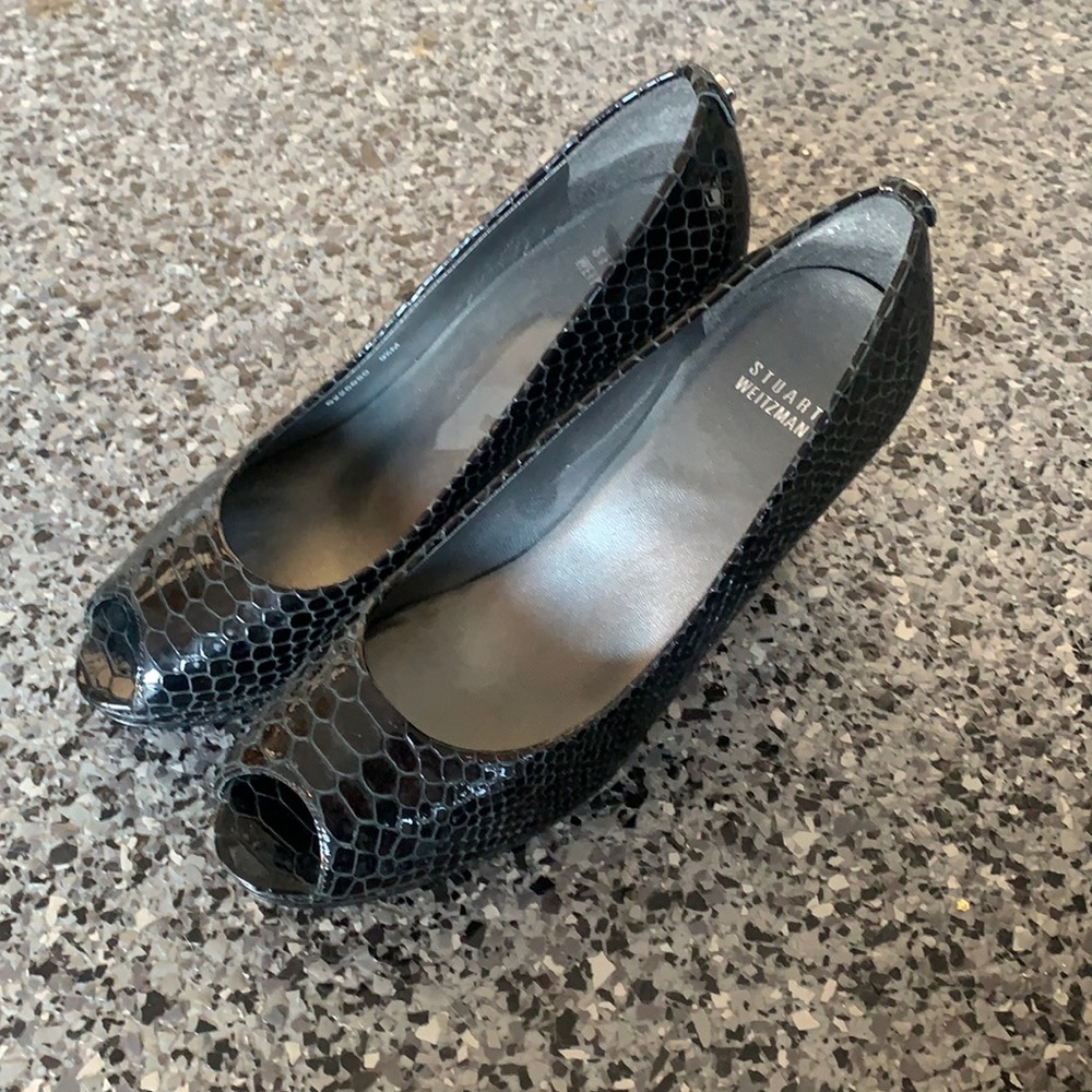 Used Stuart Weitzman heels